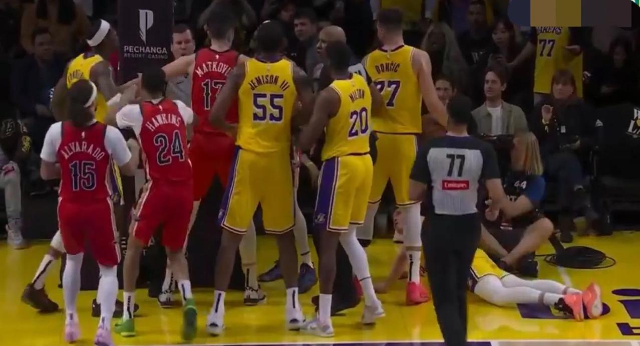 爱游戏网页版官网登录-东契奇焦点对战，TheShy与70激战掘金分钟，比赛局势复杂胜负难料！